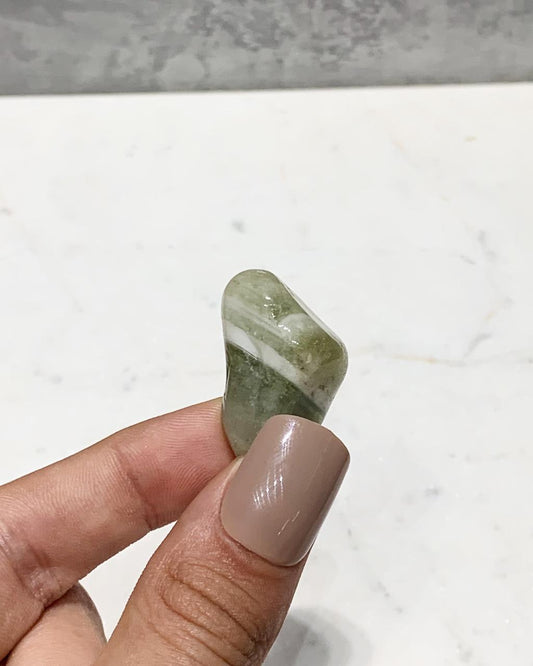 Pedra Prasiolita rolada natural Ametista verde Amegreen 8 a 11 gramas