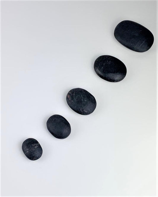 Kit Pedras para Massagem Jaspe Preto 460 gramas aproximadamente