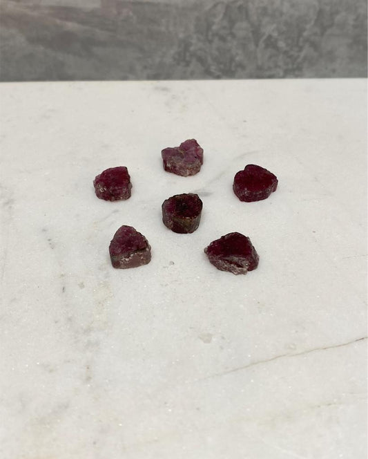 Pedra Turmalina Rubelita bruta 6 gramas aprox.