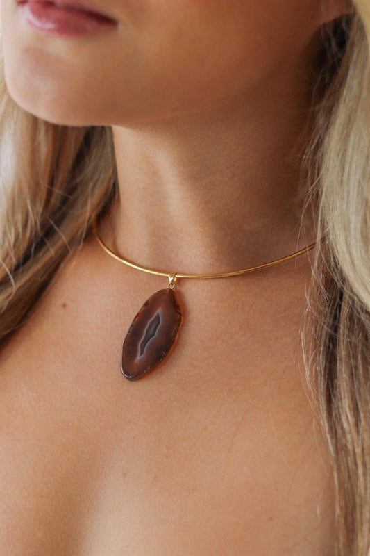 Choker Chapa de Ágata Natural Banhado Ouro