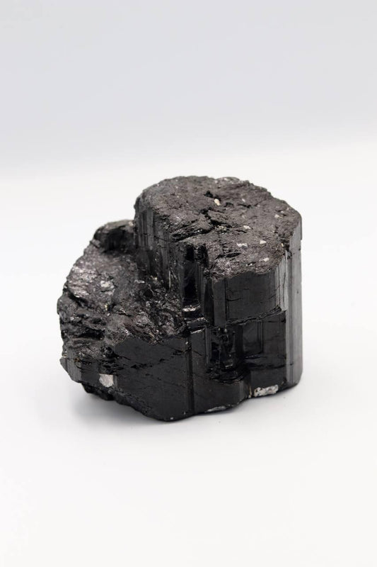Pedra Turmalina Preta Bruta 600 a 637 gramas aprox.