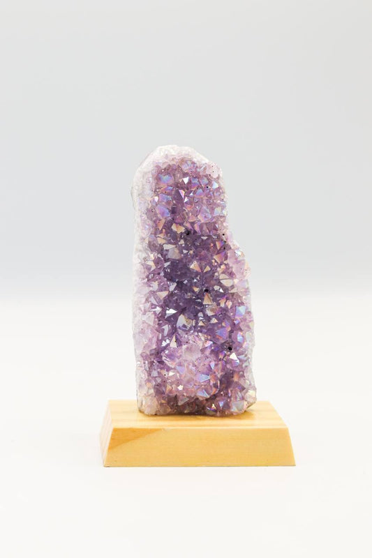 Drusa Titânio Lavanda na Base Madeira Pequena