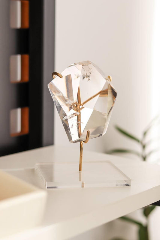 Pedra Cristal de Quartzo Lapidado Polido 578 gramas