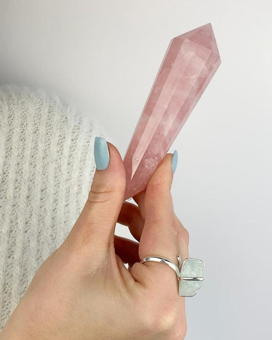 Bastão Massageador Quartzo Rosa Biterminado 105 a 115 gramas