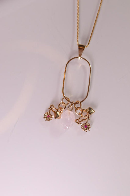 Colar Elo de Mãe com Meninas e Quartzo Rosa Banho Ouro