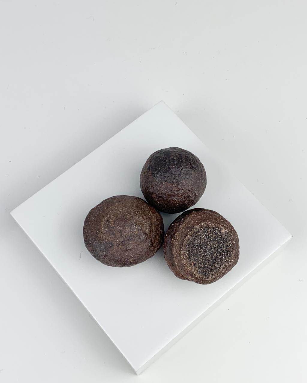 Pedra Mochi Pedra do Xamã bruto 20 a 25 gramas