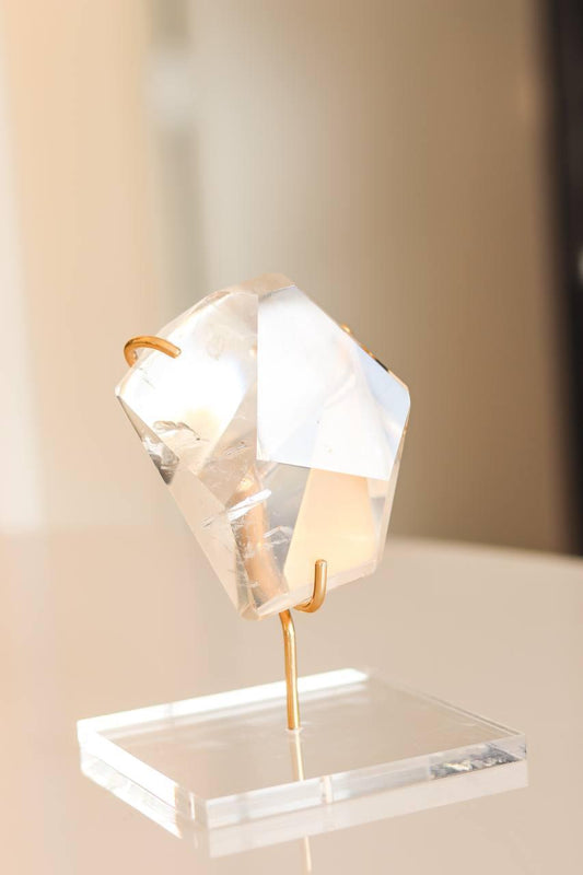 Pedra Cristal de Quartzo Lapidado Polido 578 gramas