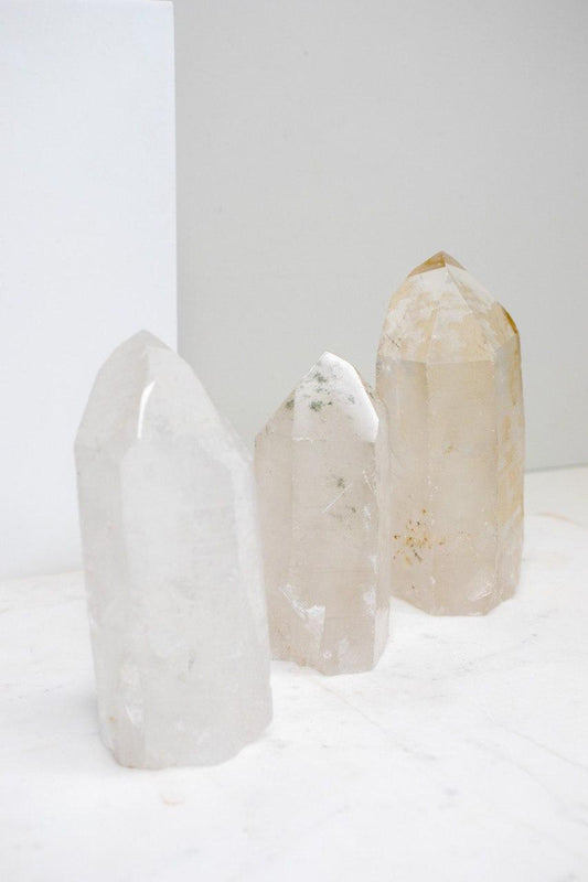 Ponta Quartzo Cristal Bruto de 210 a 300 gramas