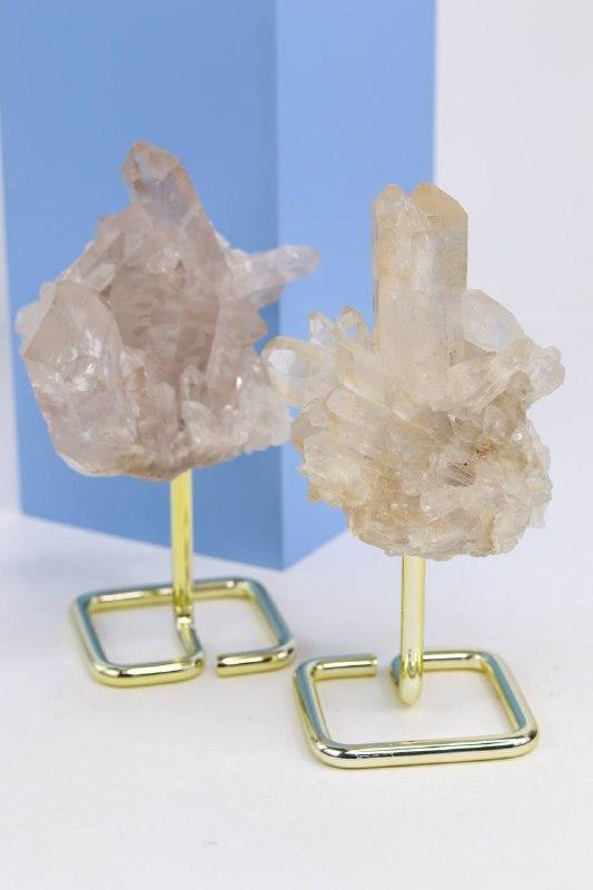 Drusa Cristal na Base de Metal Dourada 350 a 410 gramas