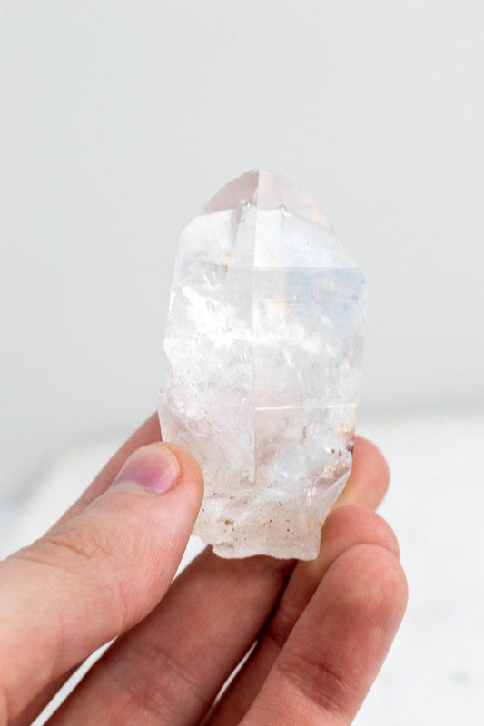 Pedra Ponta Cristal bruto 61 a 63 gramas