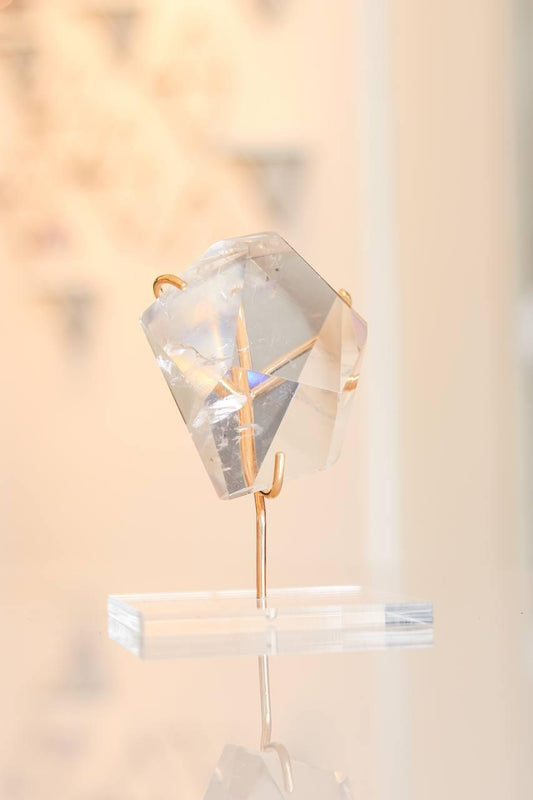 Pedra Cristal de Quartzo Lapidado Polido 578 gramas
