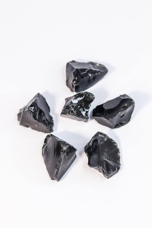 Pedra Obsidiana preta bruta 12 a 20 gramas