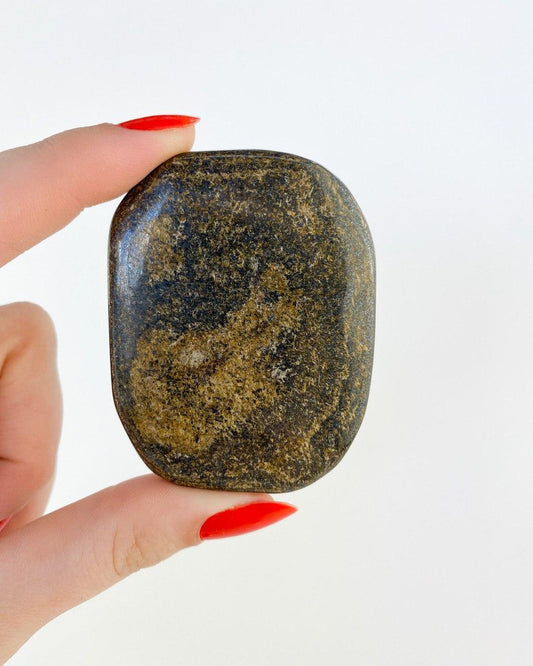 Pedra Bronzita Forma Sabonete 80 a 100 gramas aprox.