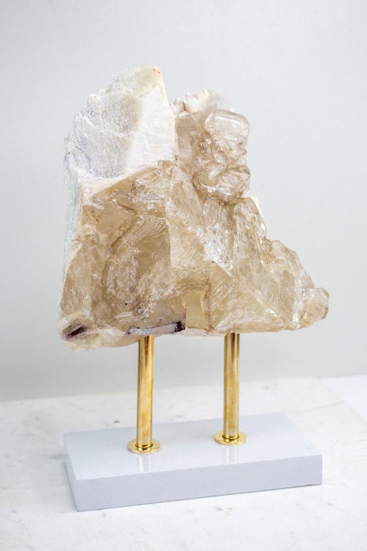 Pedra Cristal Elestial na Base Madeira Branca 2,410KG