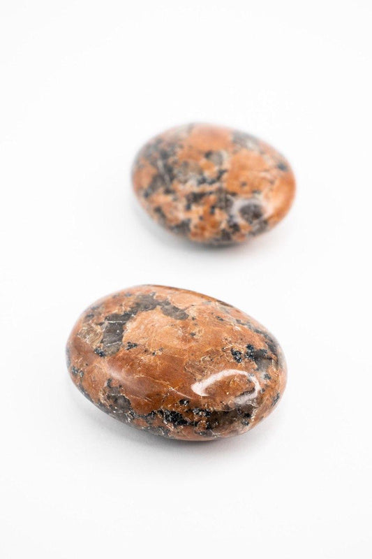 Pedra Granito Assuão Rosa Forma Sabonete 50 a 60 gramas