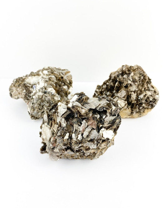 Pedra Mica Cinza Bruta 740 a 790 gramas aprox.