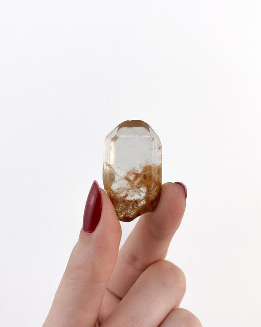 Pedra Ponta Polida Quartzo Anfíbola 10 a 15 gramas