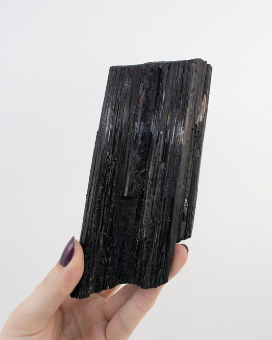 Pedra Turmalina Preta bruta 495 a 600 gramas