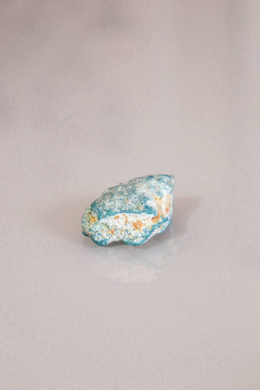 Pedra Turquesa Natural Bruta 10 a 16 gramas