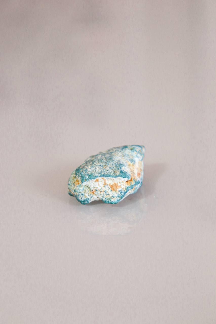Pedra Turquesa Natural Bruta 10 a 16 gramas
