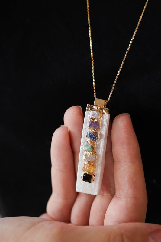 Colar Selenita Chakras Longo Banho Ouro