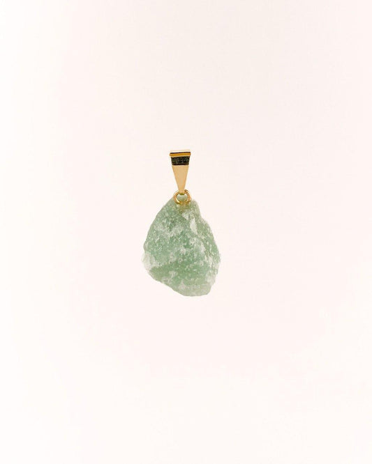 Pingente Quartzo verde bruto Banhado Ouro