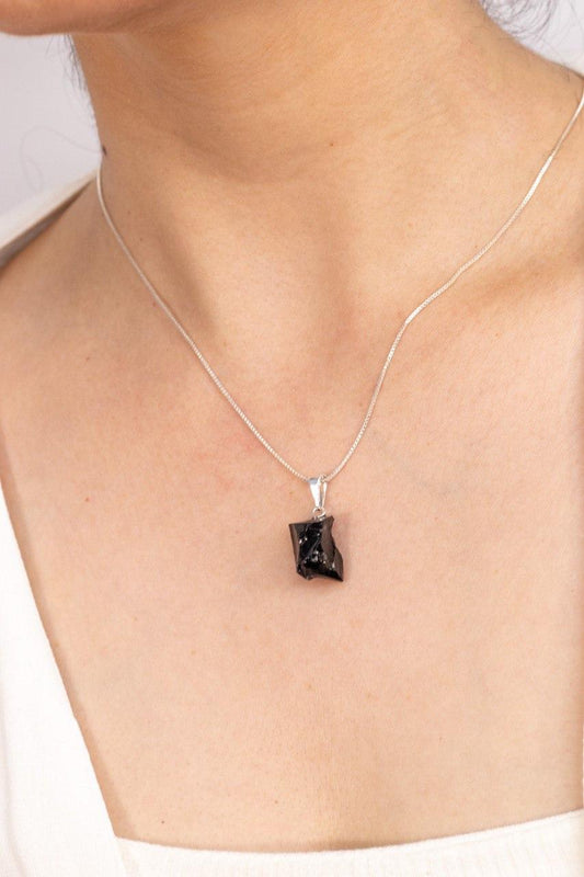 Pingente Obsidiana Preta Banhado Prata