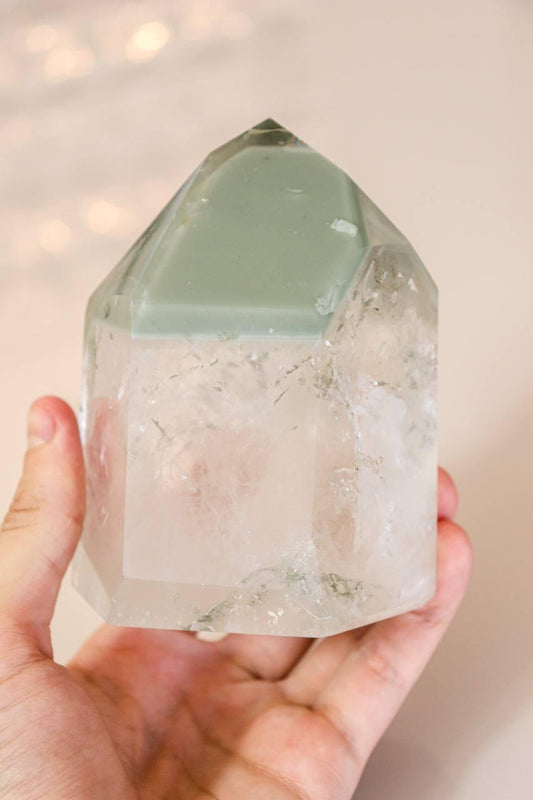 Ponta Polida Cristal Quartzo com Clorita Fantasma 1,050 Kg