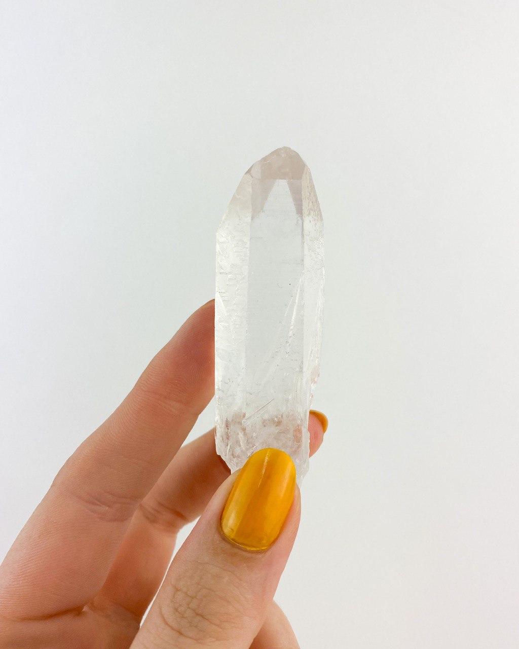 Pedra Ponta Cristal bruto 43 a 65 gramas