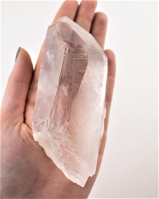 Pedra Ponta Cristal Laser Canalizador bruto 283 gramas