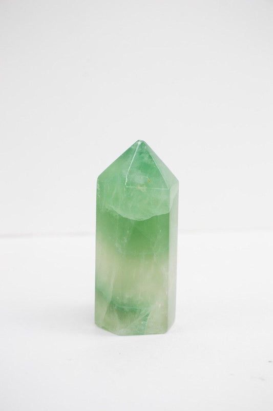 Ponta polida Fluorita Verde 102 a 122 gramas