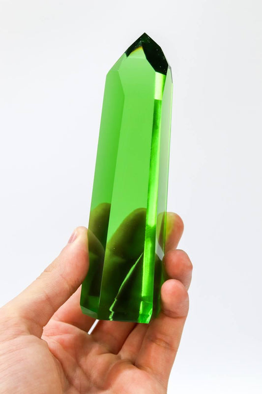 Ponta Obsidiana Verde 310 a 389 gramas aprox.