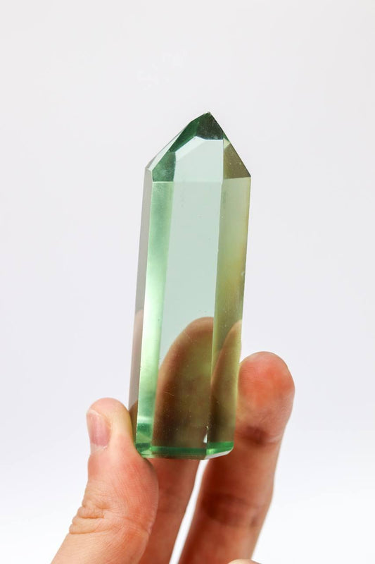 Ponta Obsidiana Verde Claro 80 a 85 gramas aprox.