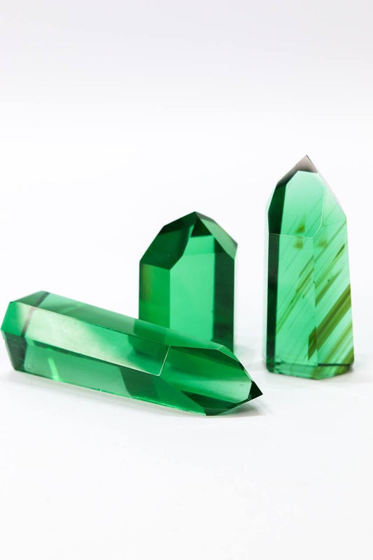 Ponta Obsidiana verde 60 a 75 gramas aprox.