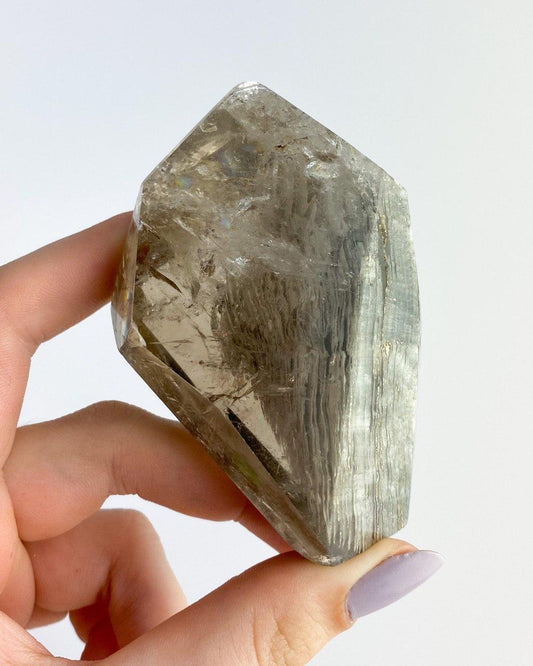 Pedra Quartzo Xamã Forma Polida 245 gramas