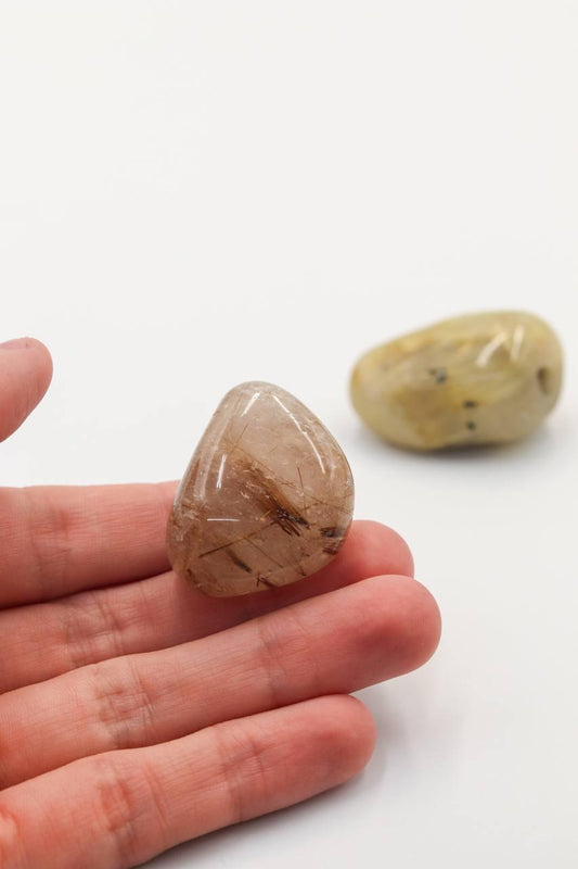 Pedra Quartzo Rutilado rolado 27 a 34 gramas