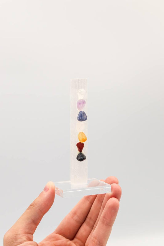 Pedra Selenita Branca 7 Chakras na Base de Acrílico