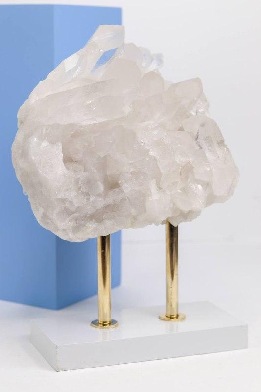 Drusa Cristal na Base de Madeira Branca 3,106 Kg